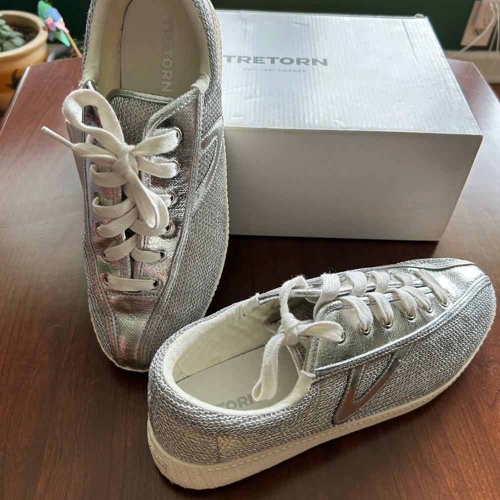 Tretorn Women's Shimmering Silver Sneakers